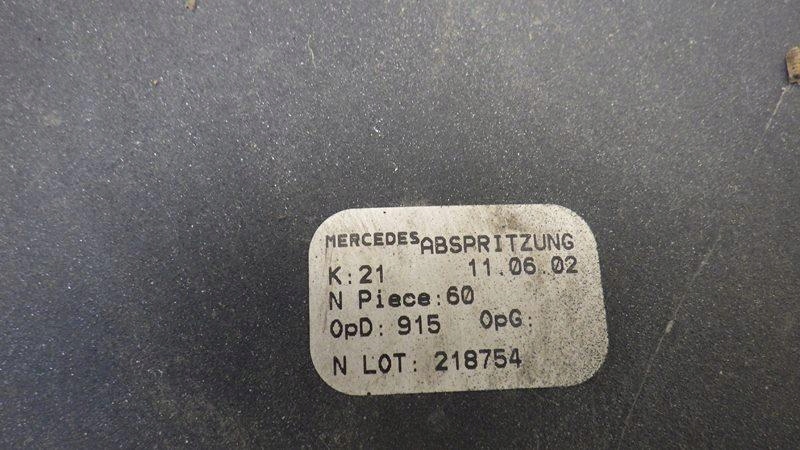 Крыло  правый  перед mercedes w168 Киев