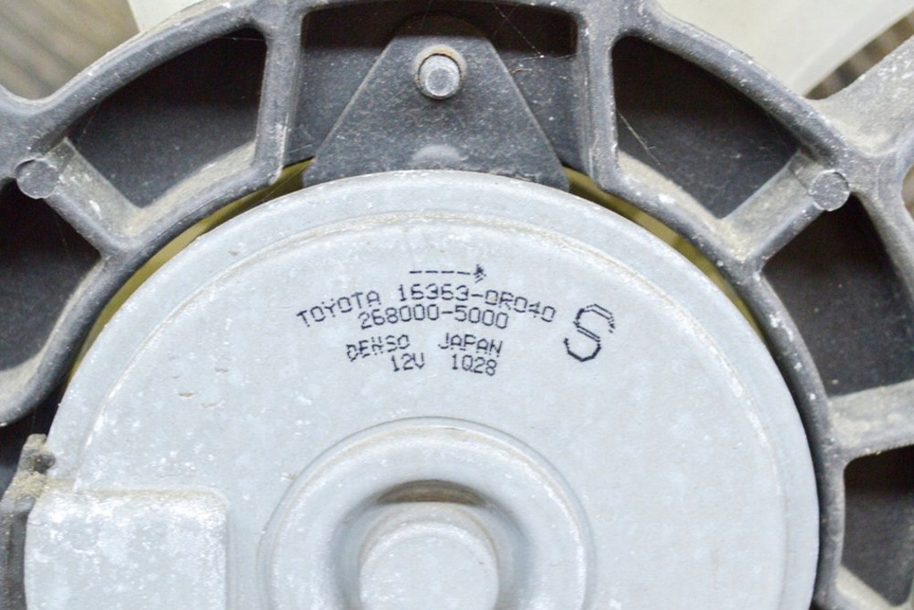 фото №7, Toyota avensis t270 вентилятор радіатора двигуна mf422750-3773 2.0d 93kw 20