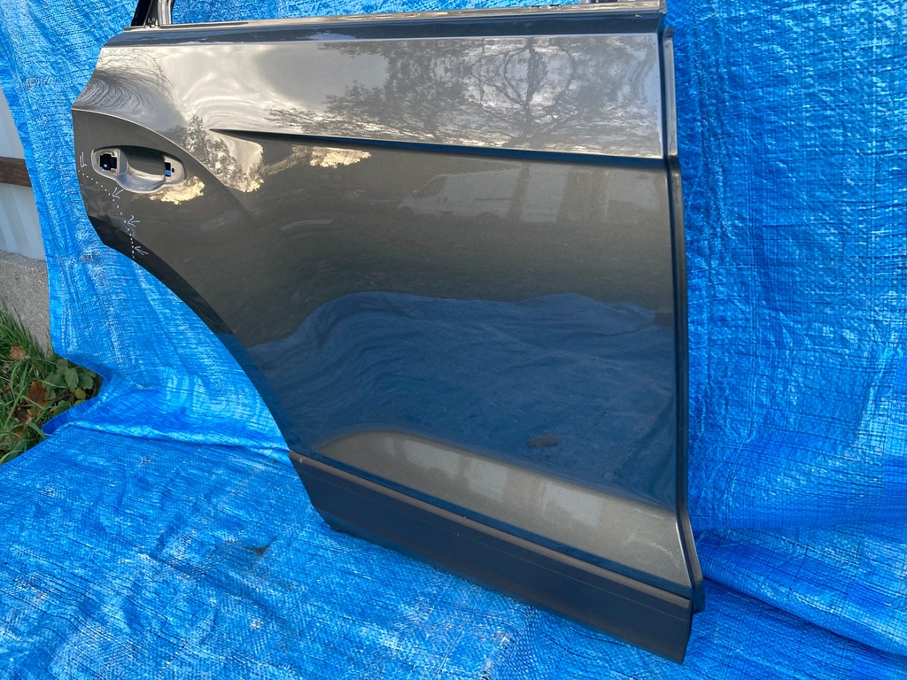 фото №3, Vw t-roc дверь правый задняя задние правое