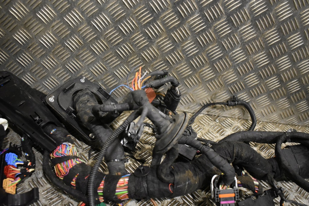 Купити Електропроводка електрична porsche panamera 971 turbo s 1