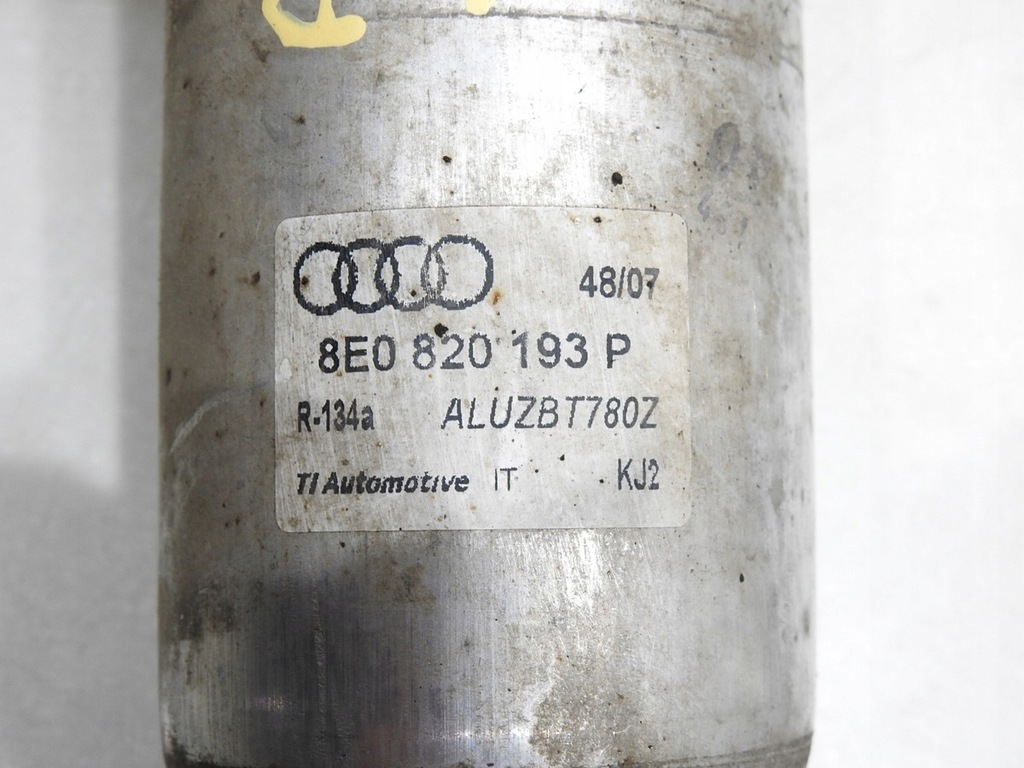 фото №9, Конденсатор осушитель audi a4 b7 2.0 tdi 8e0820193p