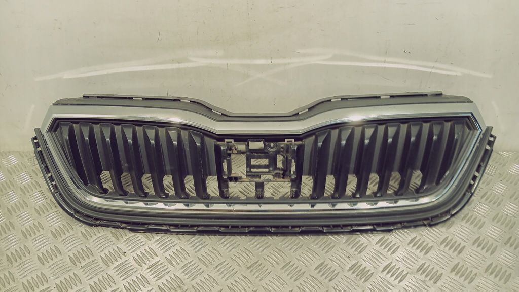 фото №1, Решётка радиатора решётка радиатора skoda scala 657 19-23 657853653a оригинал