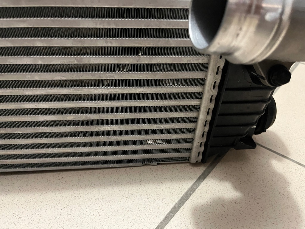 фото №8, Радиатор интеркулер оригинальный номер hyundai tucson iv 4 20- nx4