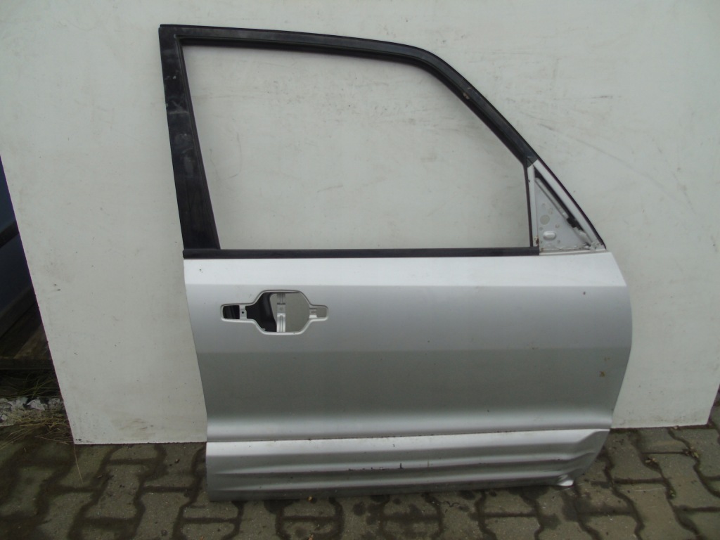 фото №1, Дверь правый перед mitsubishi pajero 5d