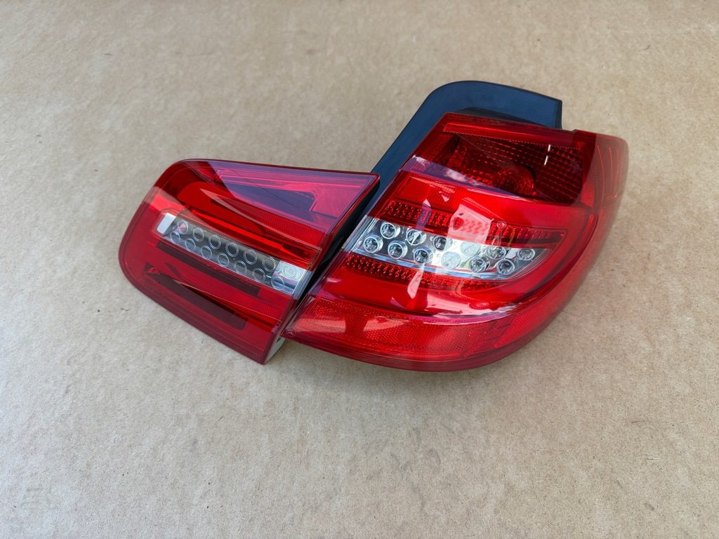 фото №1, Лампа задняя led правая левая mercedes w246 b-klasa