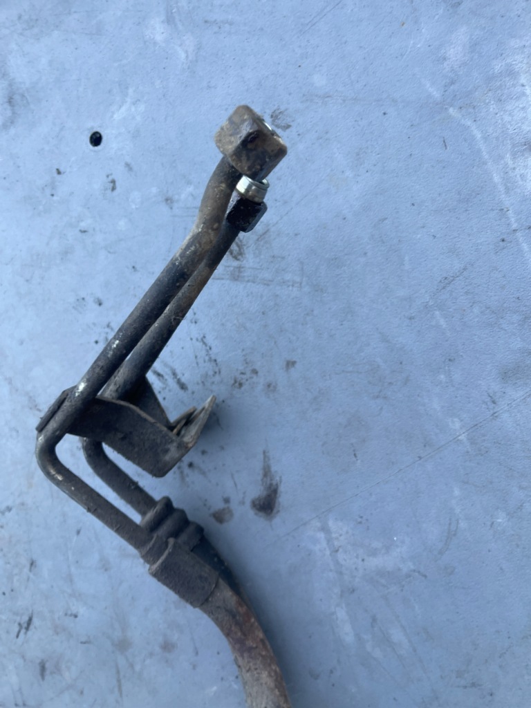 Трубка шланг пабтрубок  усилителя mascott 3.0 04-07rok Оригинал