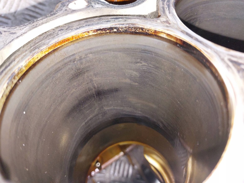 фото №12, Dół двигуна блок поршні wał піддон вкладиші bmw e46 lift 316i n42b18a