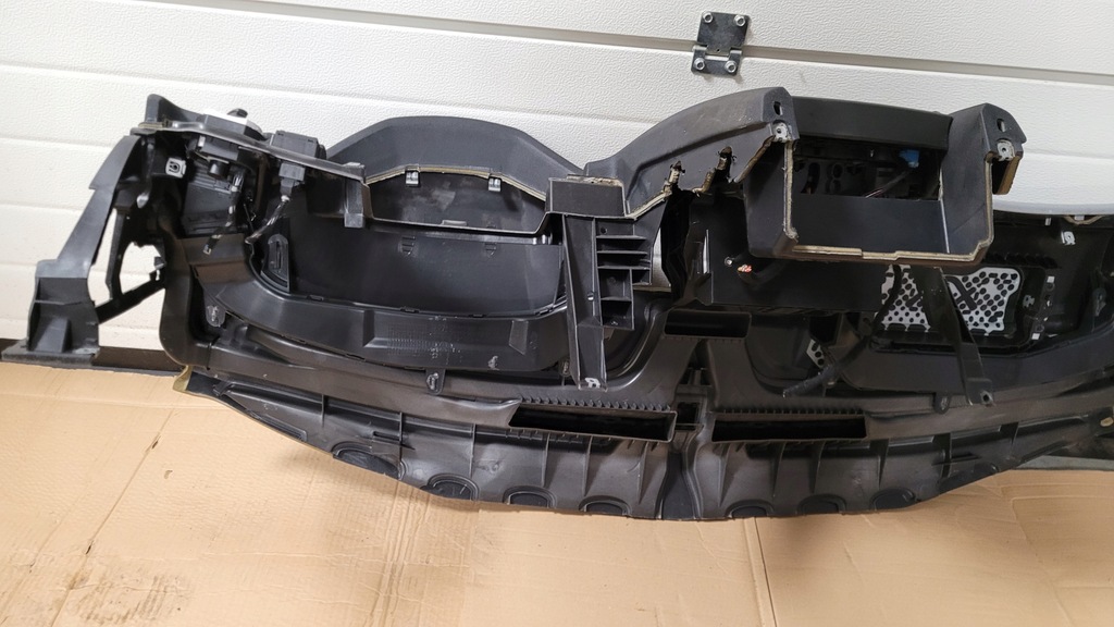 фото №15, Консоль панель приладів панель приладів +2x подушка skoda octavia ii europa оригінал демонтаж