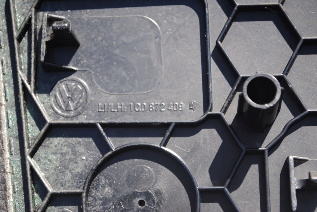 фото №4, Захист заглушка дах ліва 1q0872409a vw eos