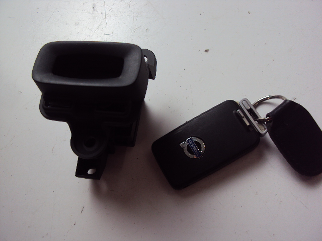 фото №4, Ключ замок зажигания volvo v60 i r-design 2.0 d 11 r