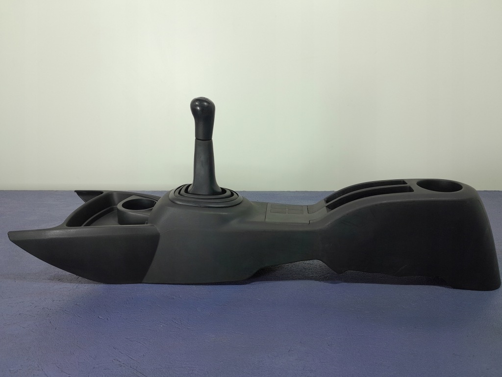 фото №1, Toyota yaris ii туннель средний 58910-0d010