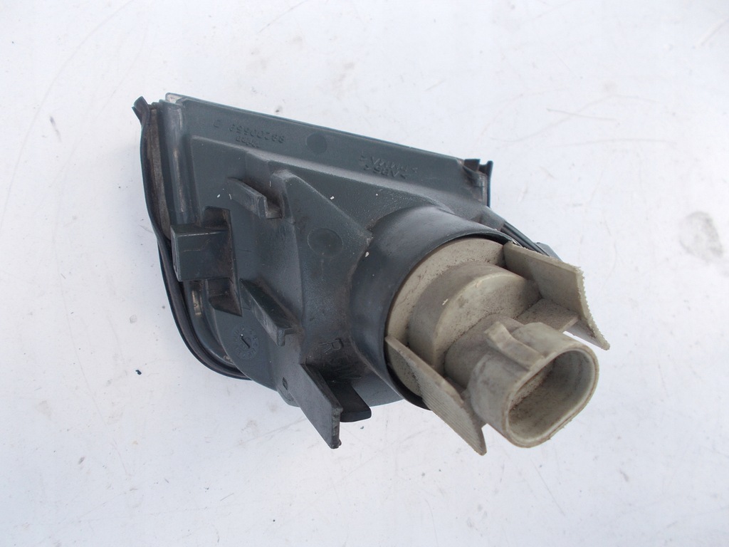 фото №4, Lancia delta положение поворотник поворотник тёмный