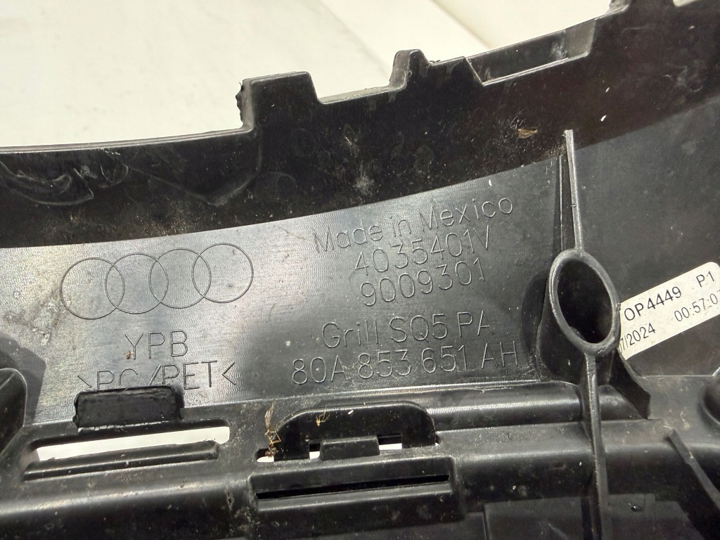 Audi q5 sq5 2 80a рестайлінг  s line чорний блиск решітка радіатора решітка  ładna 80a853651ah Київ
