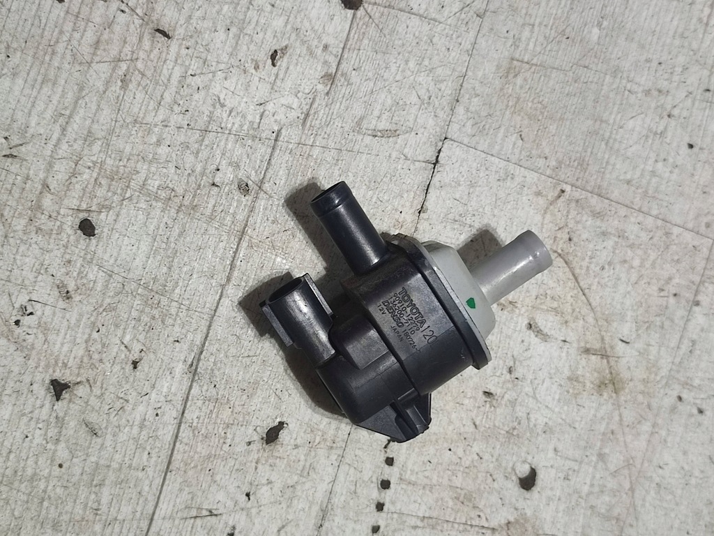 фото №1, Lexus ux клапан вакууму 90910-12279