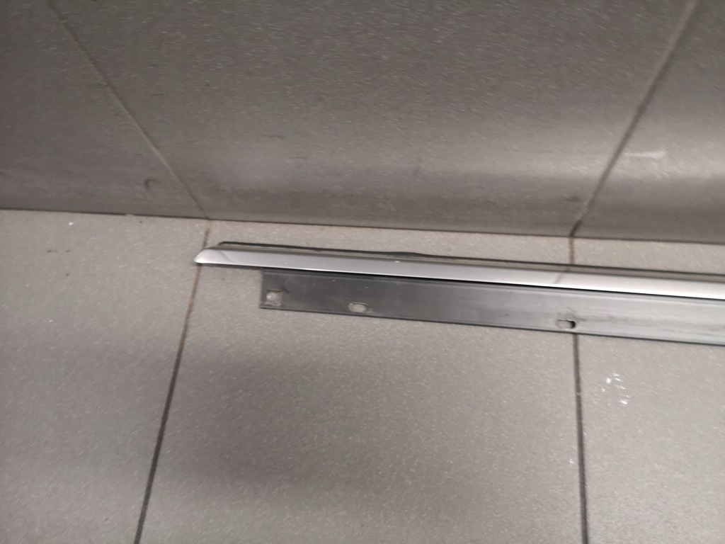 фото №10, Молдинг ущільнювач хром audi a8 d3 4e0853764b