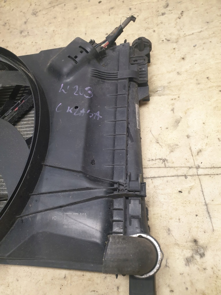 Купить Mercedes c klasa w203 радиатор воды вентилятор a2035000503 a2035001593