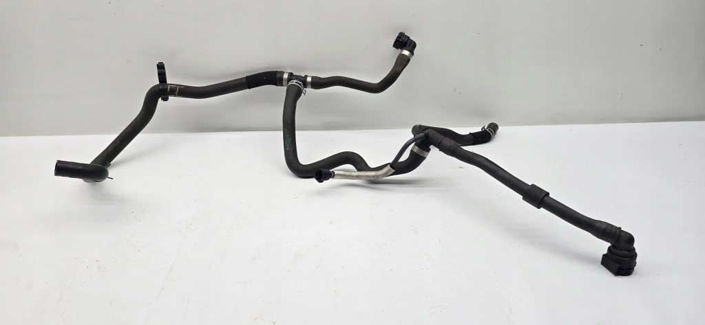 Пабтрубок  трубка радиатора шланг воды bmw f45 f46 mini f55 f56 f60 8514048 в Украине