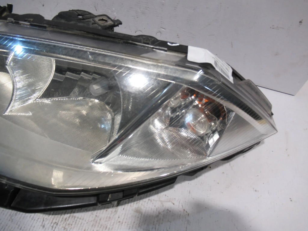 фото №7, Лампа перед ліва 8200073220 renault megane ii