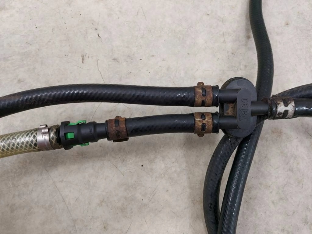 фото №4, Шланги провода омывателя лампа renault espace iv