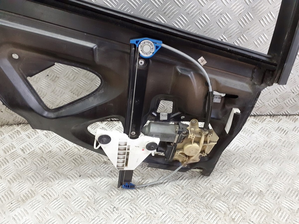 фото №8, Рамка двері правий задня механізм скло audi a3 8l