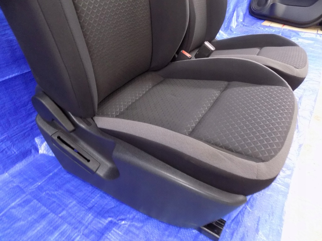 фото №6, Сидіння сидіння перед задня заднє сидіння nissan juke f16 20r комплект europa