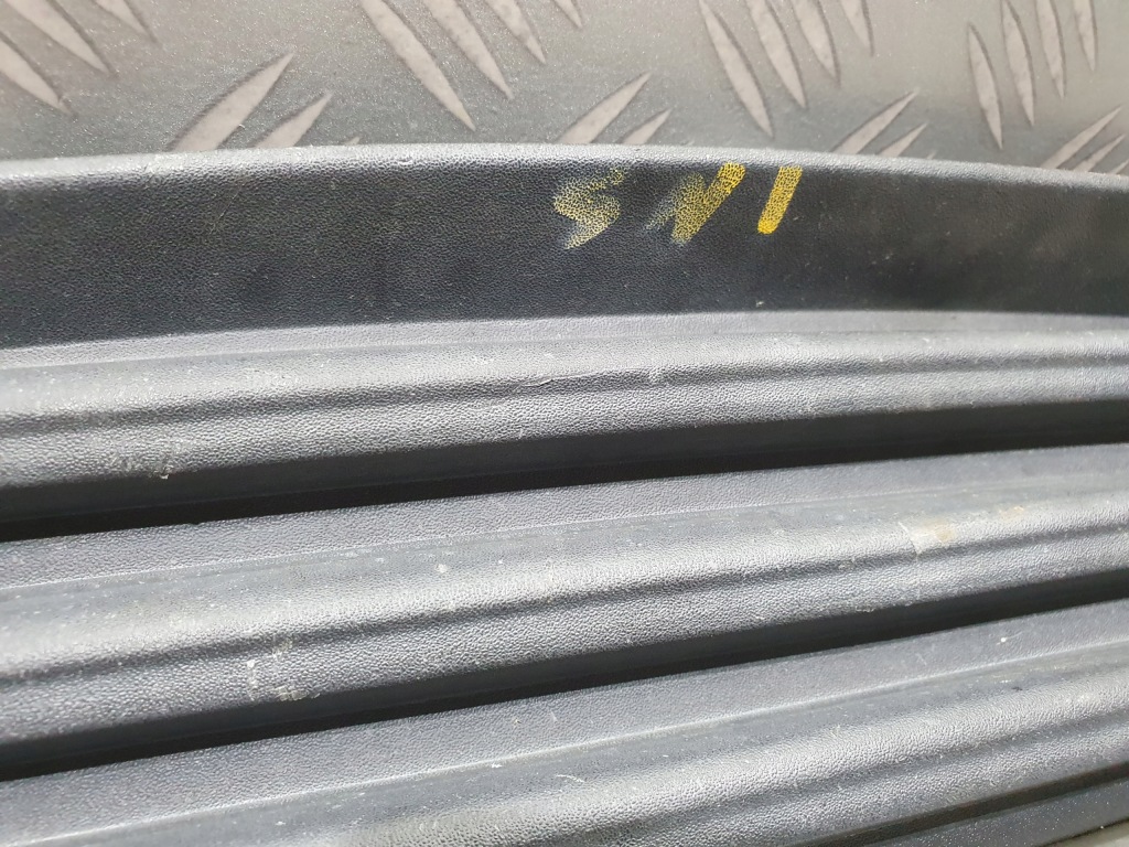 Решётка бампера хром левая правая opel insignia a в Украине