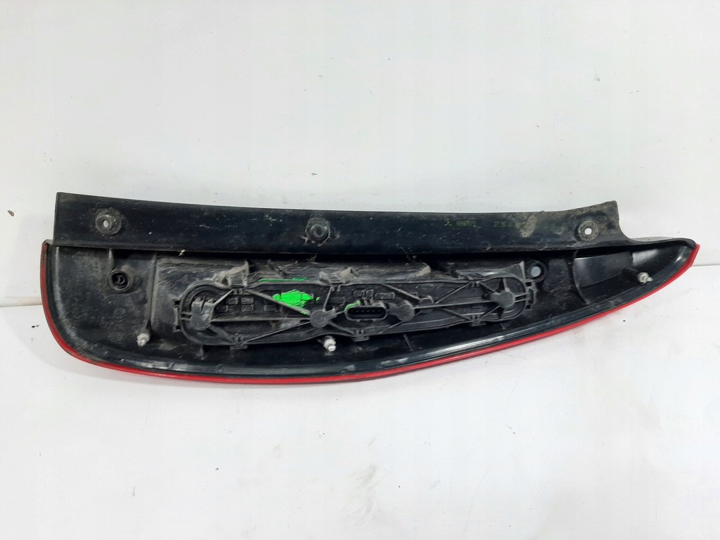 фото №14, Mitsubishi colt vi 1.1 12v 04r лампа левый задняя mr957373