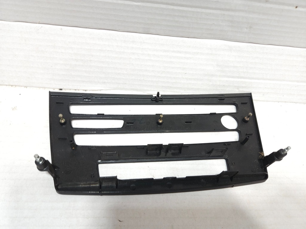 фото №2, Рамка радіо bmw e87 6937270