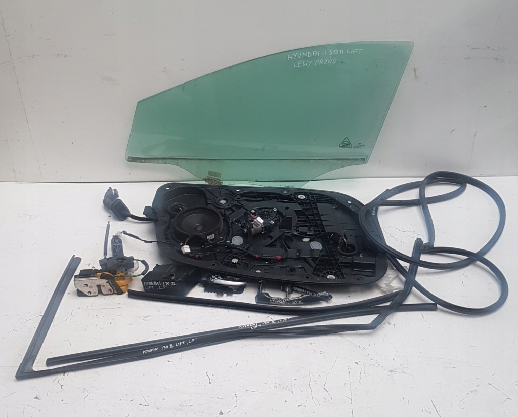 фото №1, Скло двері права ліва перед задня hyundai i30 ii 5 двері хетчбек 11-17