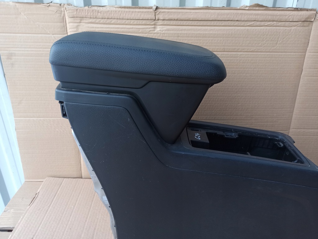 фото №6, Підлокітник тунель середній opel antara lift europa шкіра чорний