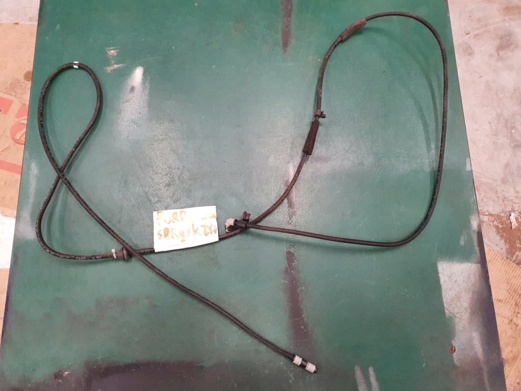 фото №2, Ford c-max hybrid трубка шланг омивача usa