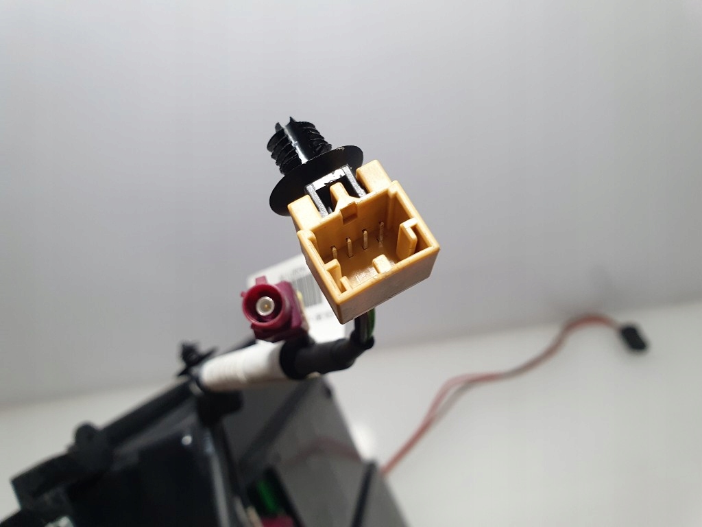 фото №13, Audi a6 c7 4g зарядное устройство телефона индукционная бардачок 4g0864981c super состояние