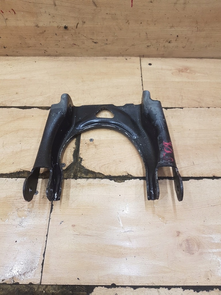 фото №1, Кронштейн амортизатора перед правое peugeot 508