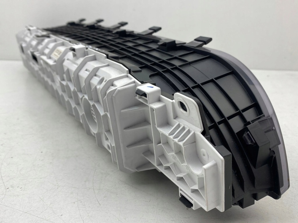 Купити 2018 toyota prius prime панель / спідометр 8380047p41a