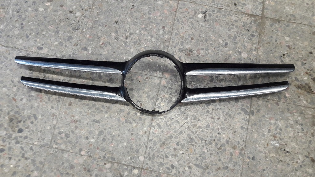 фото №1, A2058880160 решётка радиатора решётка радиатора mercedes w205