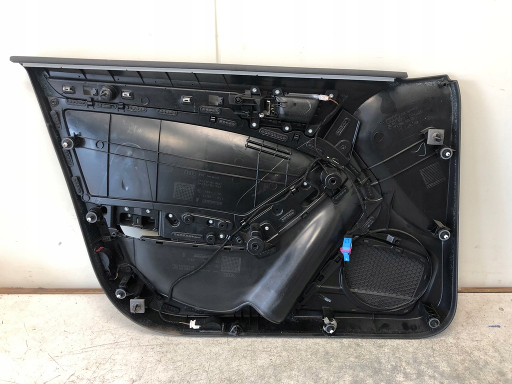 фото №5, Обшивка двері правий перед audi a4 b8 8k1867106