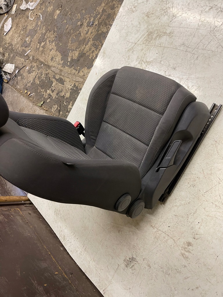 фото №4, Сиденье передний правый пассажира vw caddy iii 03-15