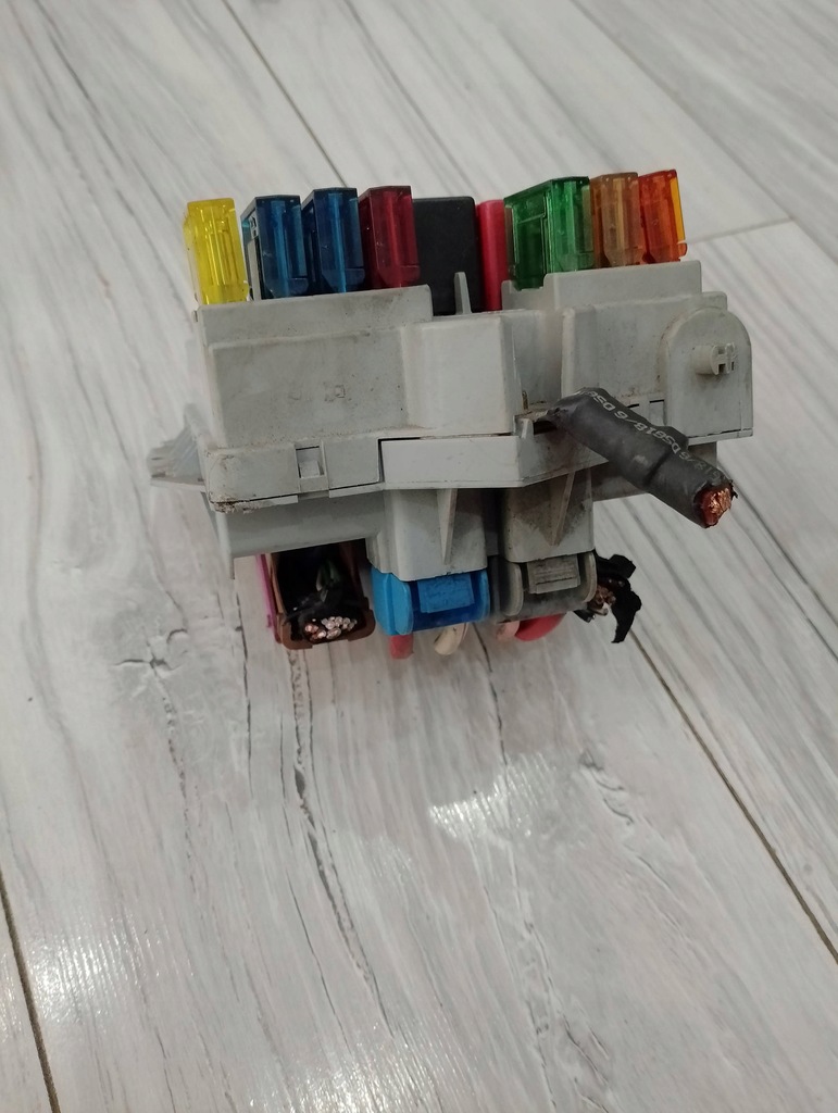 фото №6, Коробка предохранителей fiat punto ii 46835593