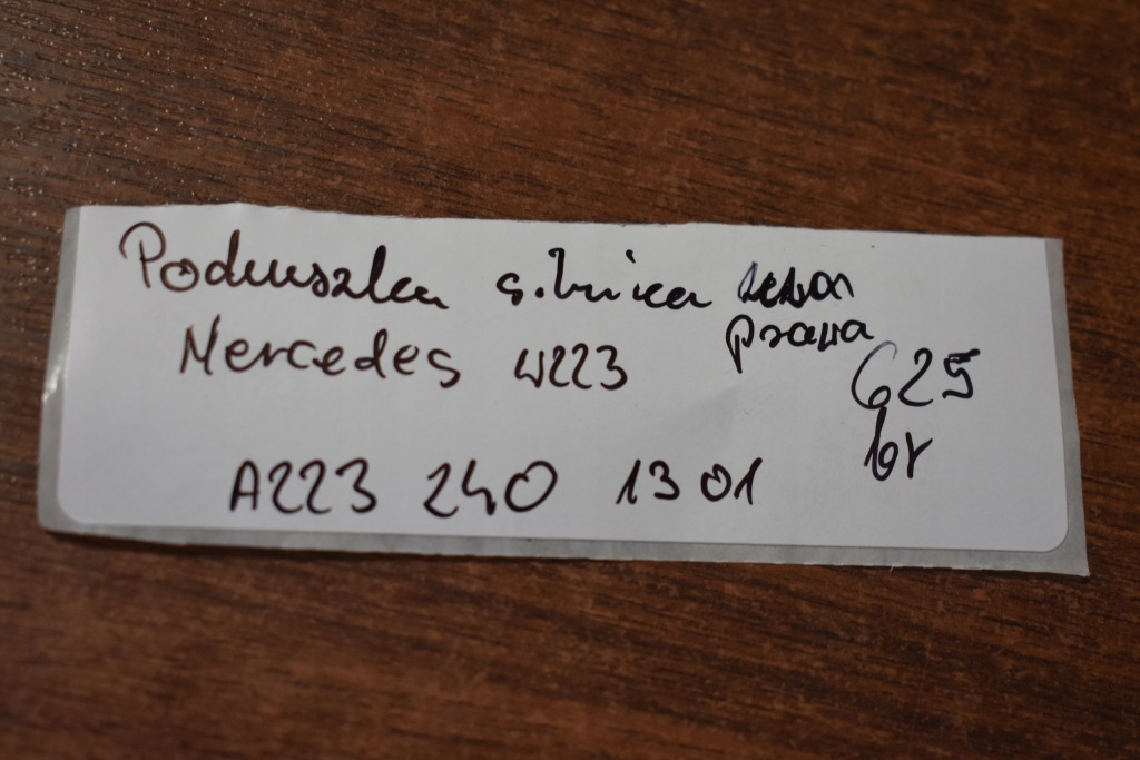 фото №4, Idealna подушка двигуна права mercedes w223 1