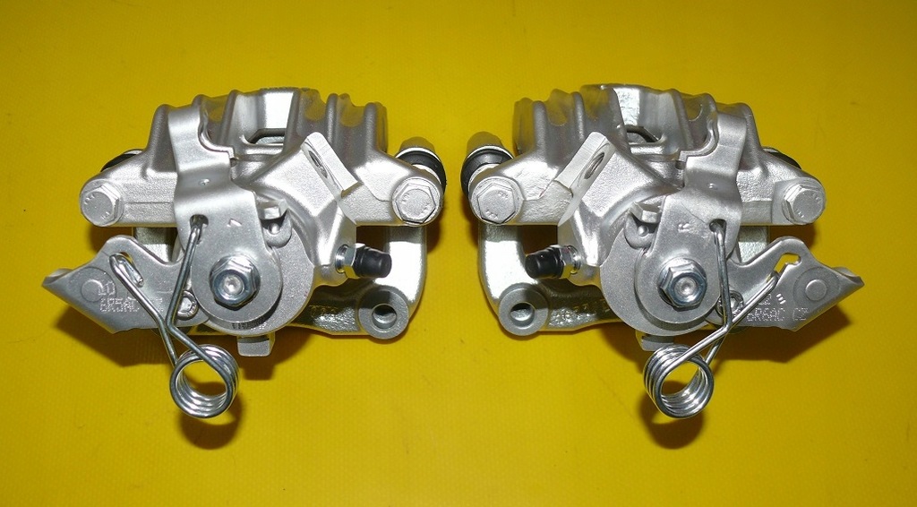 фото №9, Супорти лівий правий задня skoda rapid 230/9mm 12-19r.