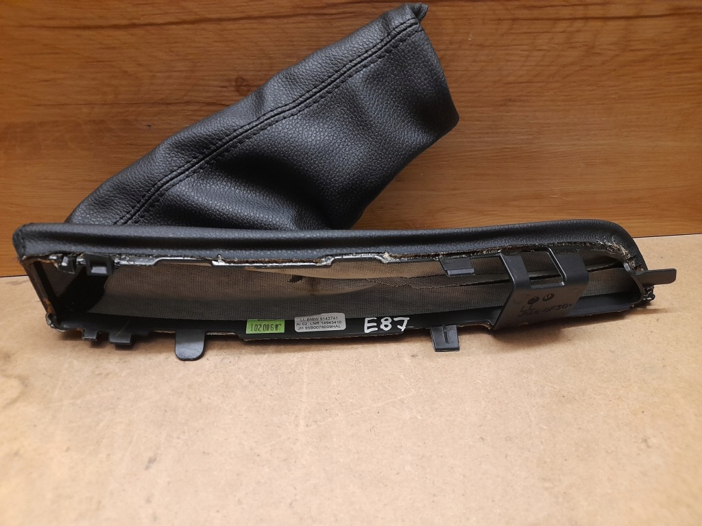 Bmw e87 рестайлинг  e81 чехол кожа с тормоза ручного оригинал bmw 9142741 Недорого