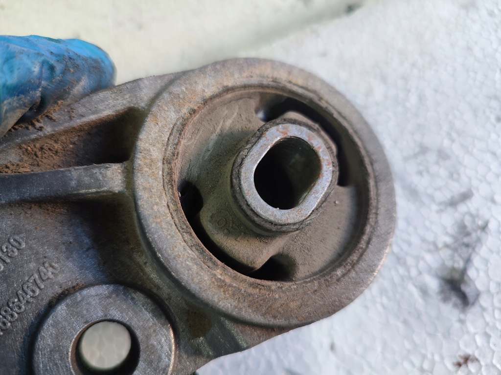 фото №6, Оригинальный номер opel подушка sil. opel meriva a 1,7 cdti