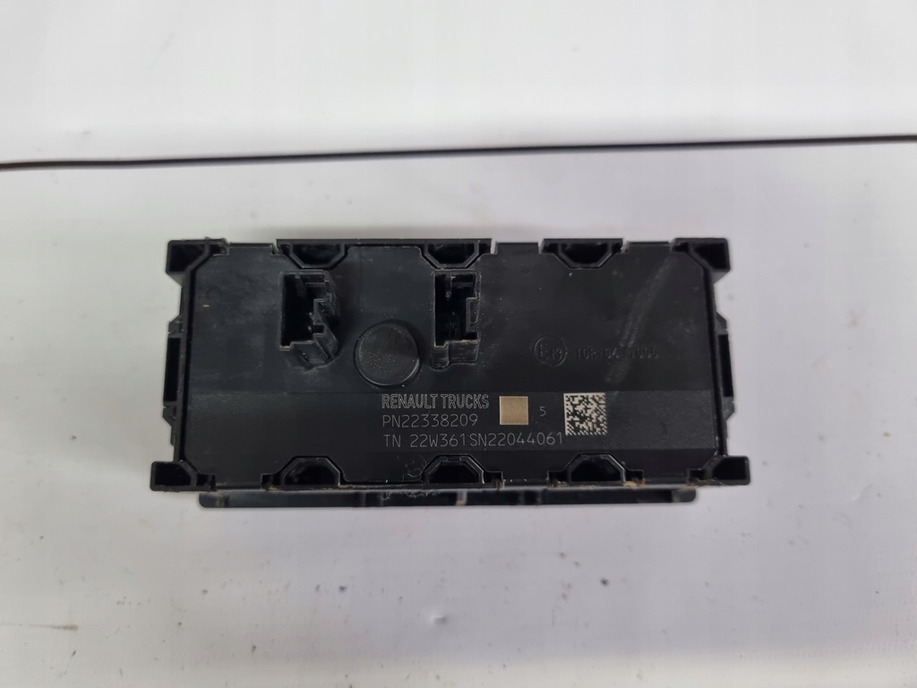 фото №3, Панель клавіші перемикач люк renault gama t range c