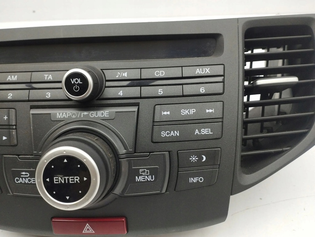 фото №9, Honda accord 2008 автомагнитола