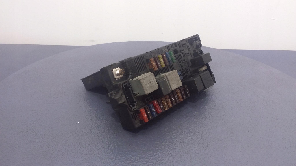 Купить Mercedes w211 3.2 cdi коробка предохранителей модуль sam 2115453101