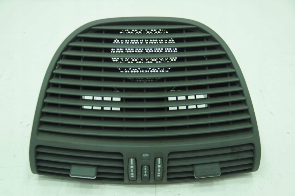 фото №1, Решётка обдув средняя a2158300554 mercedes cl w215