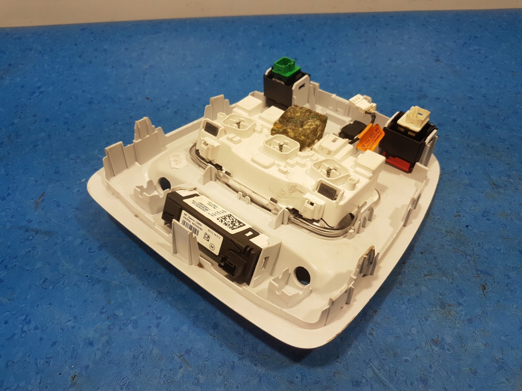 фото №8, Peugeot 308 ii t9 lift фонари внутреннее