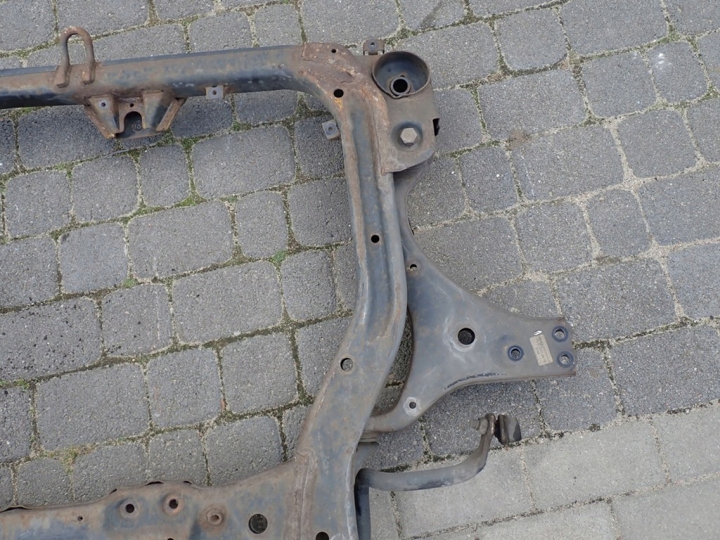 фото №14, Підрамник підрамник поперечина hyundai i30 i lift 1.6 b 11r 62405-2l000