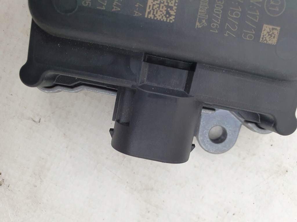 фото №6, Mercedes w205 w213 x253 датчик радар distronic a0009010607 a0009025959