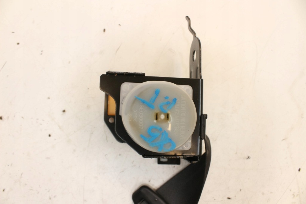 Ремень безопасности правый  задняя mazda cx5 cx-5 рестайлинг Оригинал